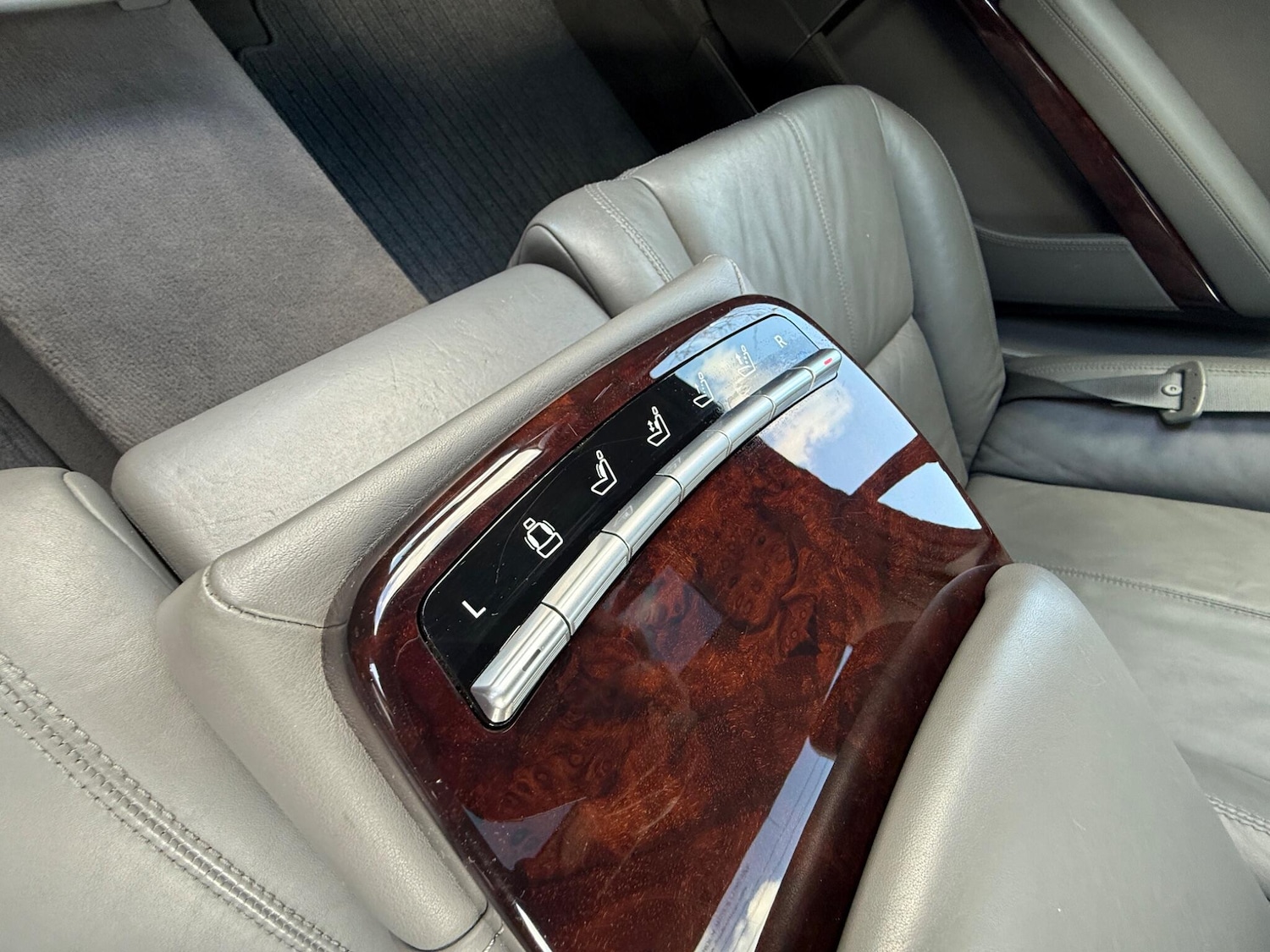 Used Mercedes-Benz S Class 2006 for sale - 77925727: Photo 24