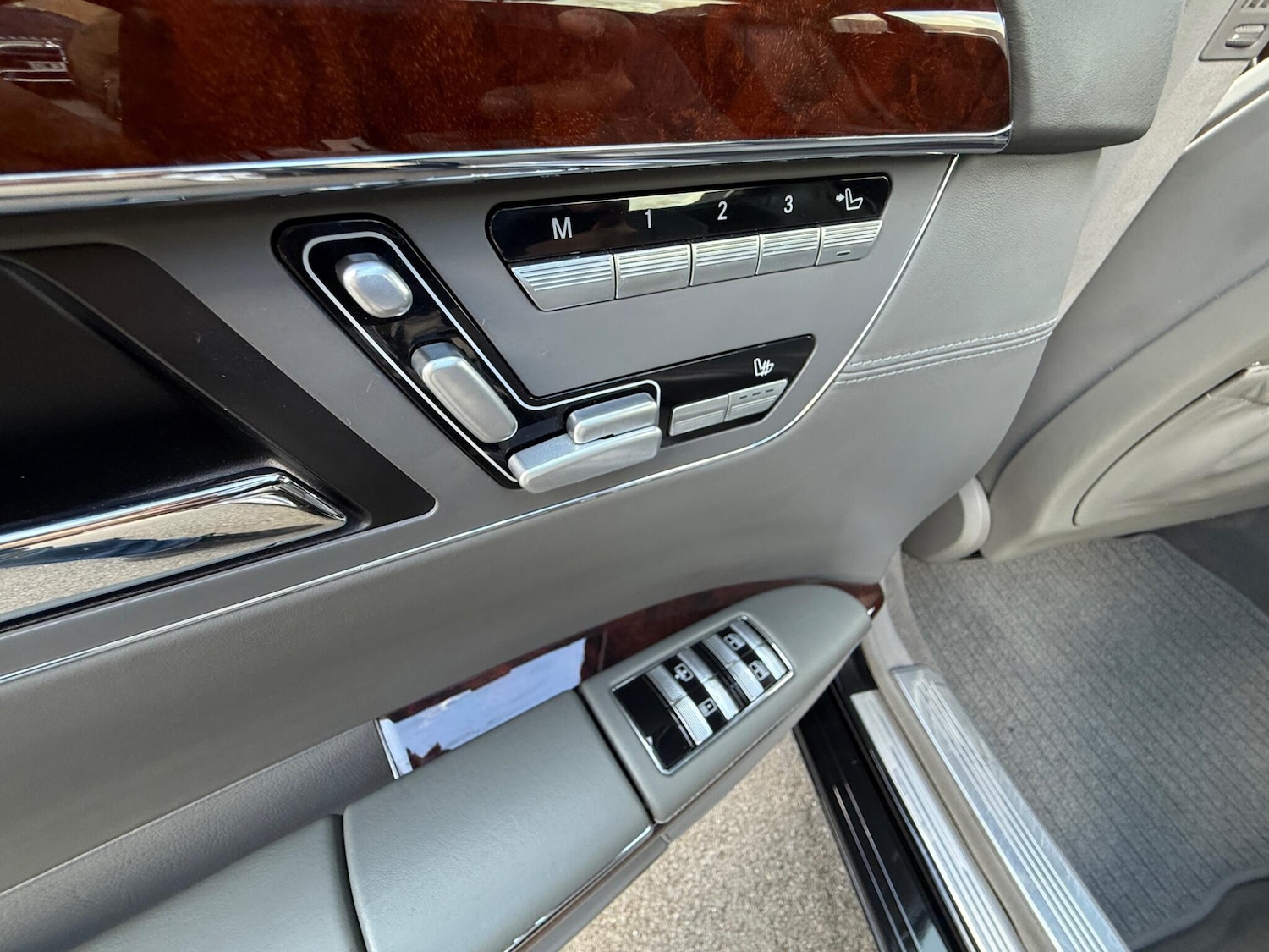 Used Mercedes-Benz S Class 2006 for sale - 77925727: Photo 25