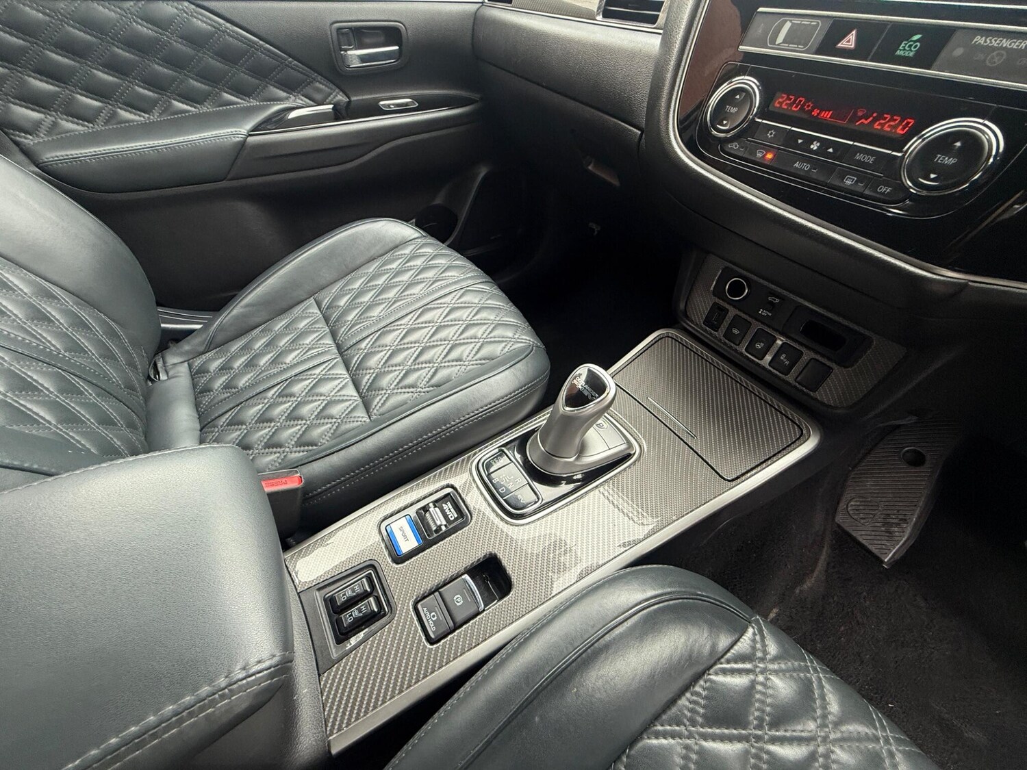 Used Mitsubishi Outlander 2018 for sale - 77478667: Photo 17