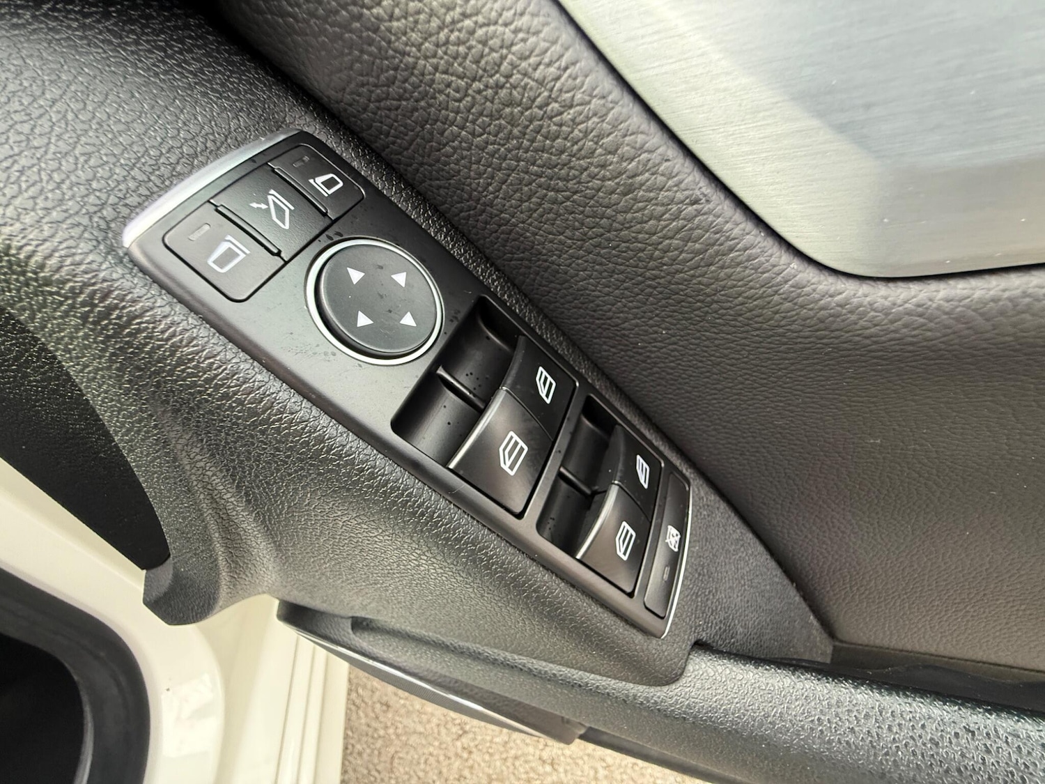 Used Mercedes-Benz C Class for sale - 77633857: Photo 12