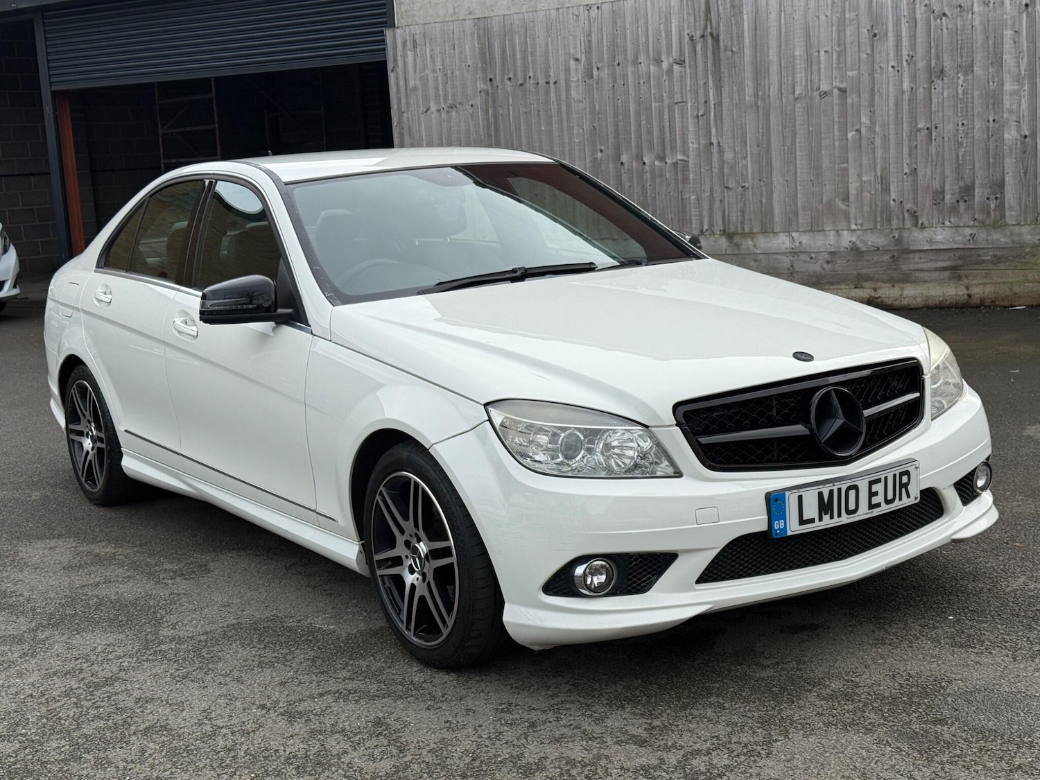 Used Mercedes-Benz C Class for sale - 77633857: Photo 3