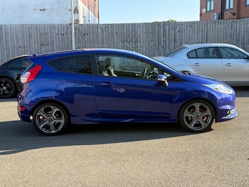 Used Ford Fiesta 2017 for sale - 79465212: Photo