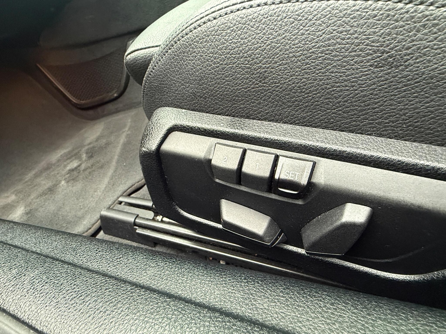 Used BMW 6 Series 2015 for sale - 77254627: Photo 23