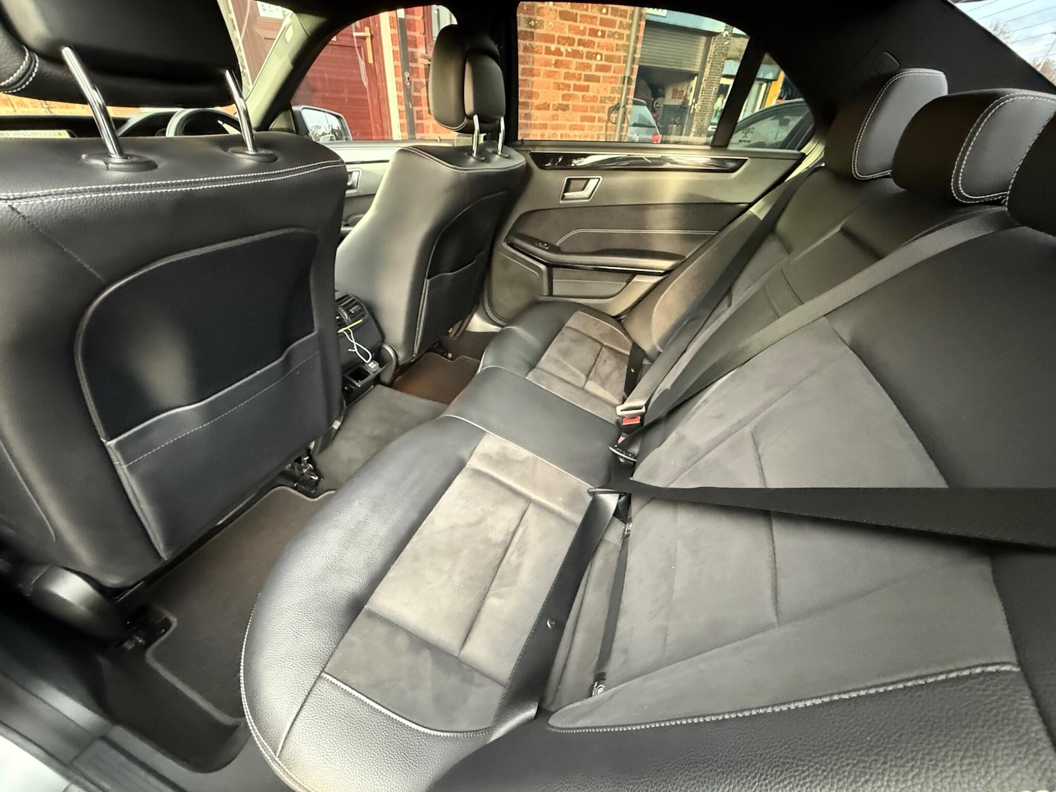 Used Mercedes-Benz E Class 2014 for sale - 77230286: Photo 20