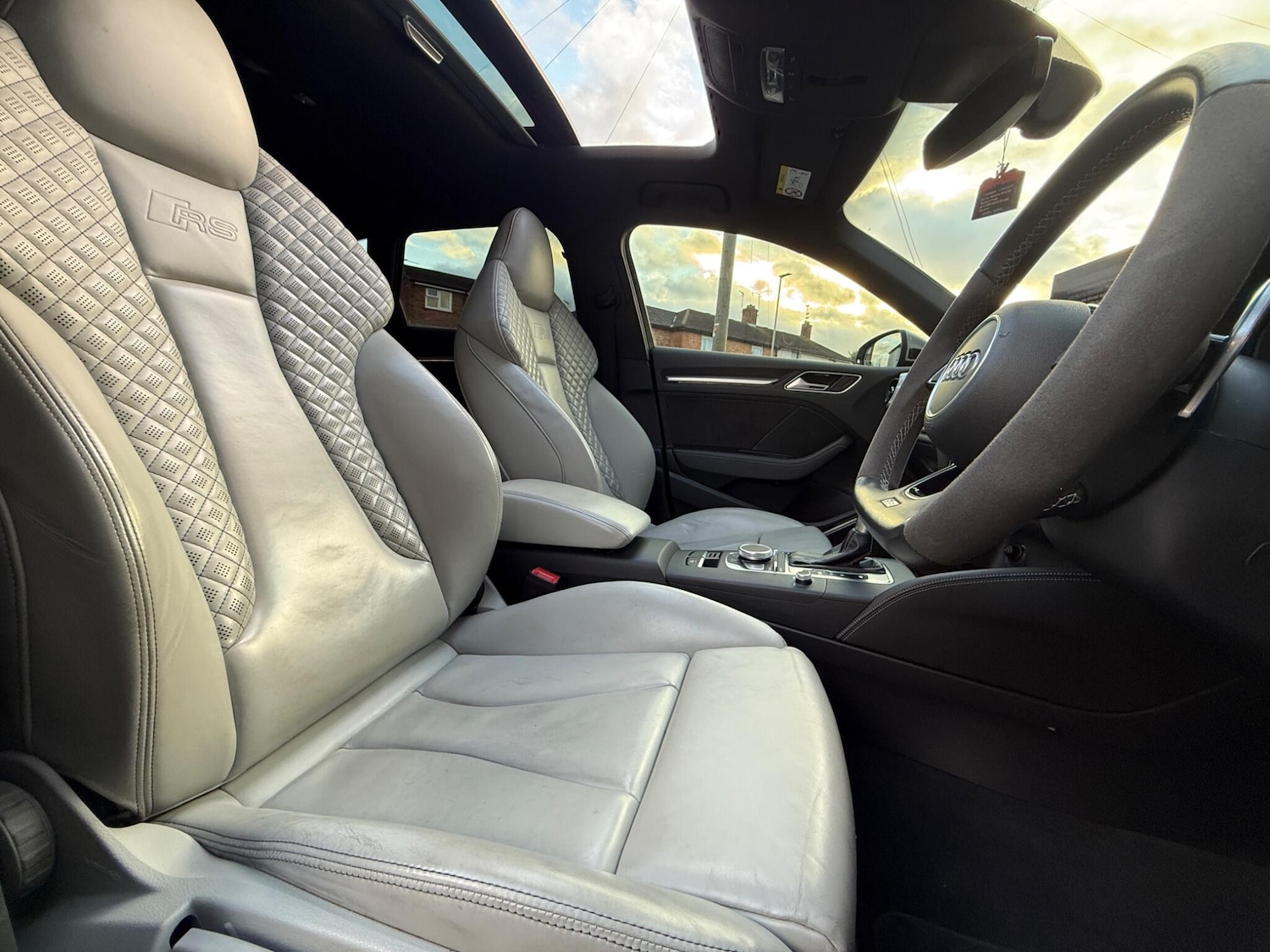 Used Audi RS3 2018 for sale - 76620106: Photo 11