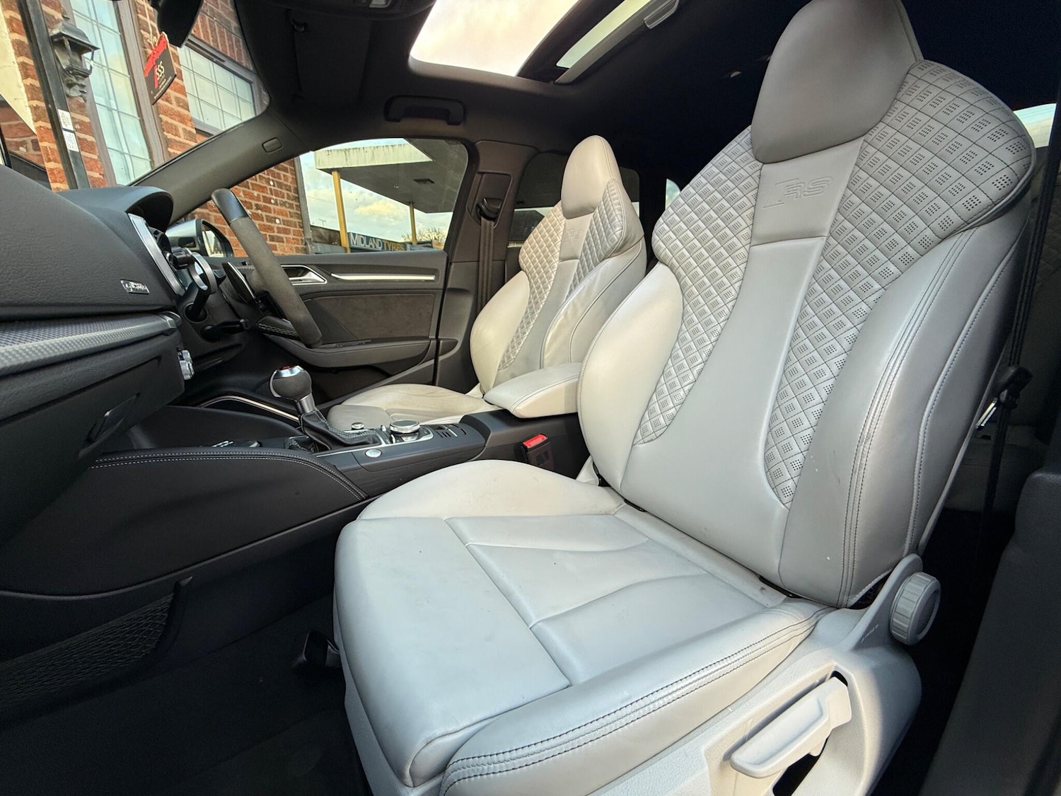 Used Audi RS3 2018 for sale - 76620106: Photo 16