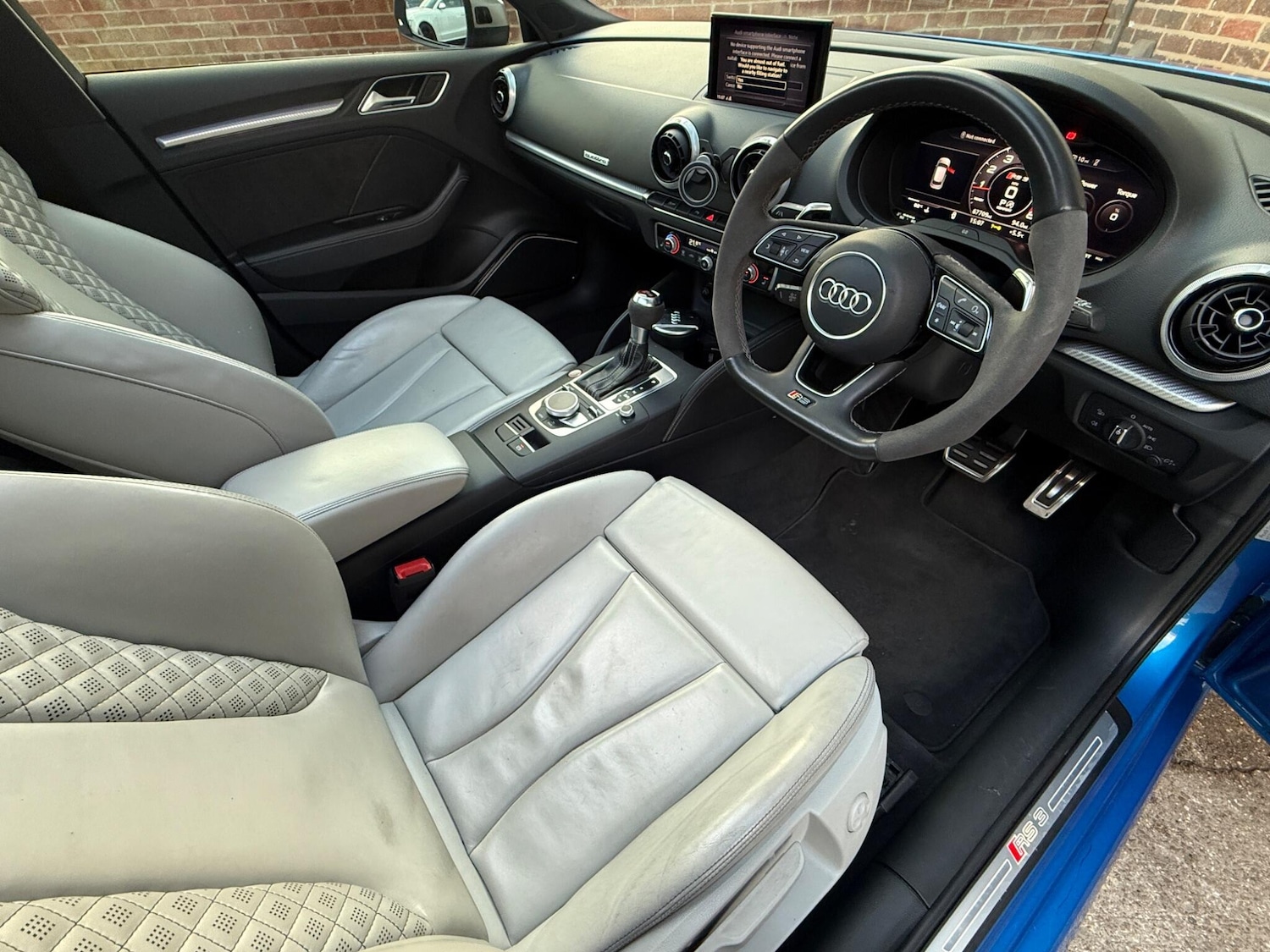 Used Audi RS3 2018 for sale - 76620106: Photo 9