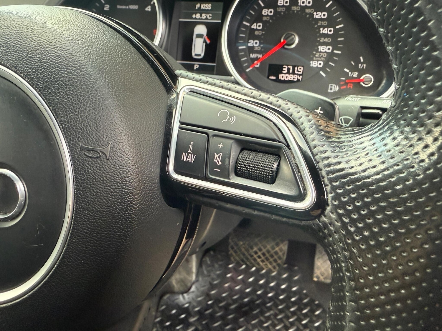 Used Audi Q7 2014 for sale - 77021086: Photo 14