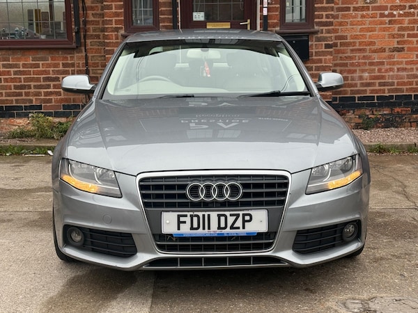 Used Audi A4 2011 for sale - 76259699: Photo 2