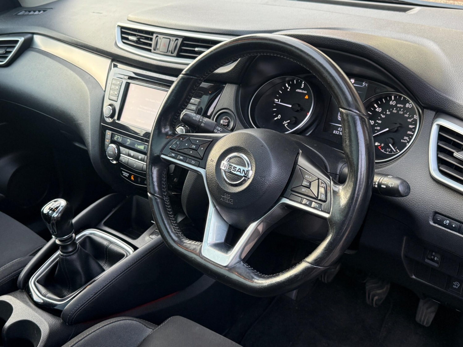 Used Nissan Qashqai 2017 for sale - 76714757: Photo 10