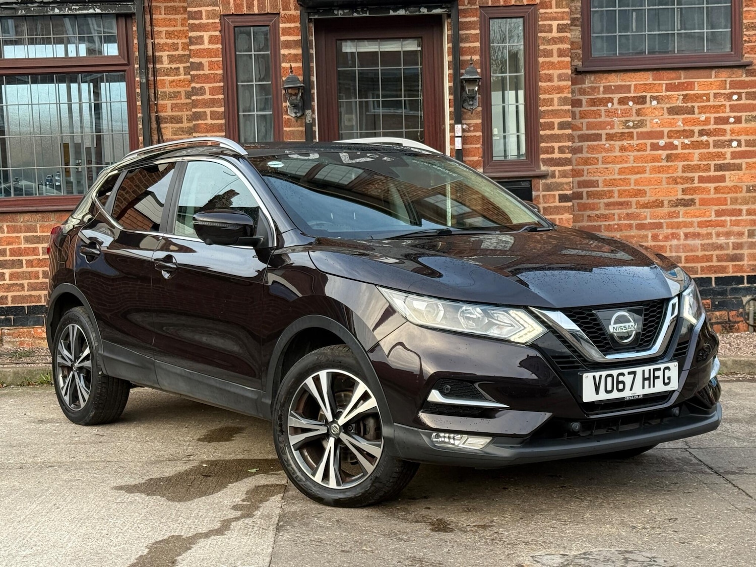 Used Nissan Qashqai 2017 for sale - 76714757: Photo 2