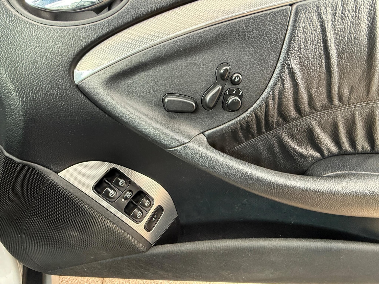 Used Mercedes-Benz CLK 2006 for sale - 76377183: Photo 14