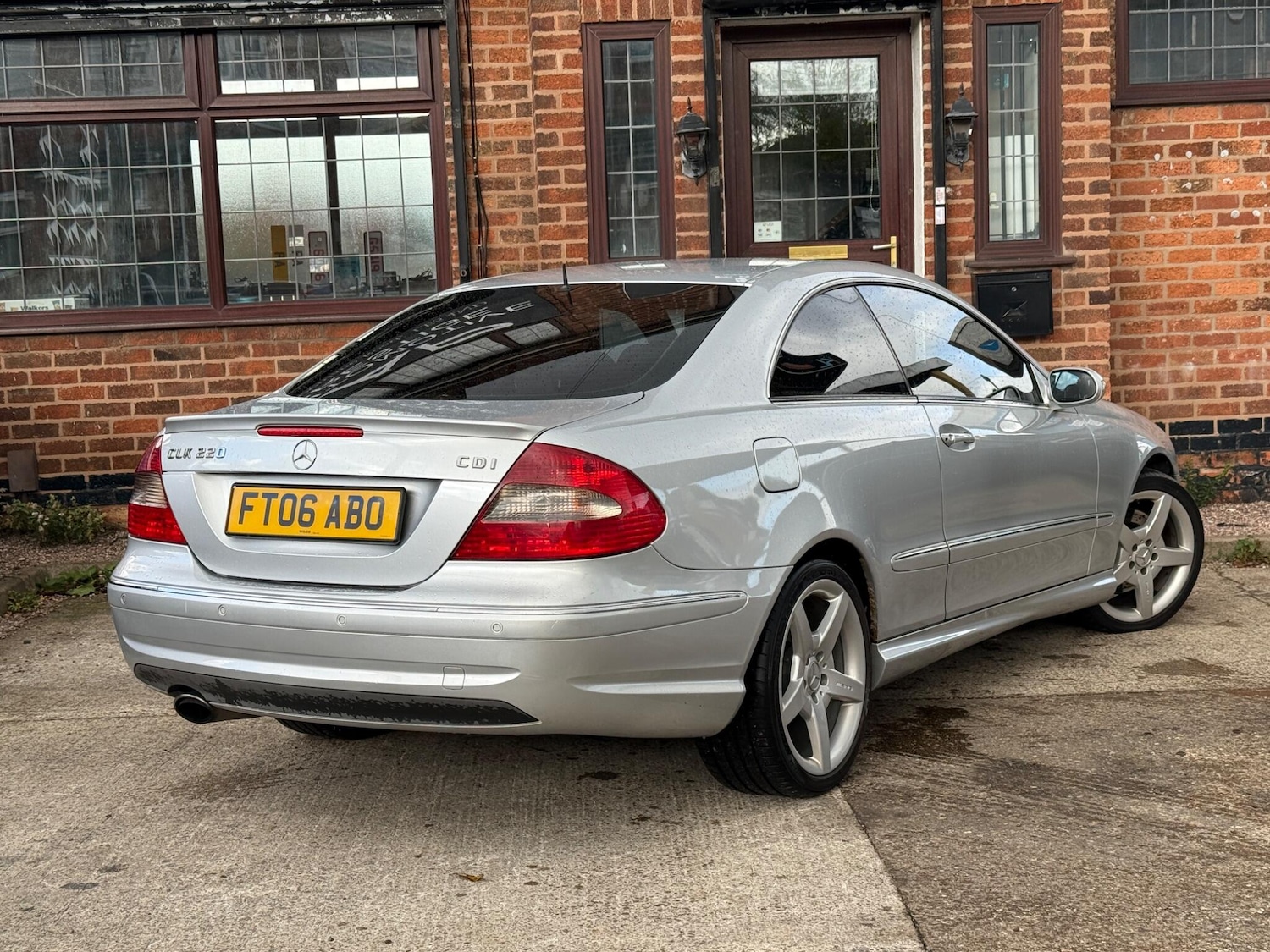 Used Mercedes-Benz CLK 2006 for sale - 76377183: Photo 5