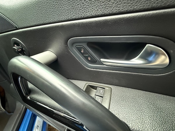 Used Volkswagen Scirocco 2011 for sale - 76295886: Photo 16