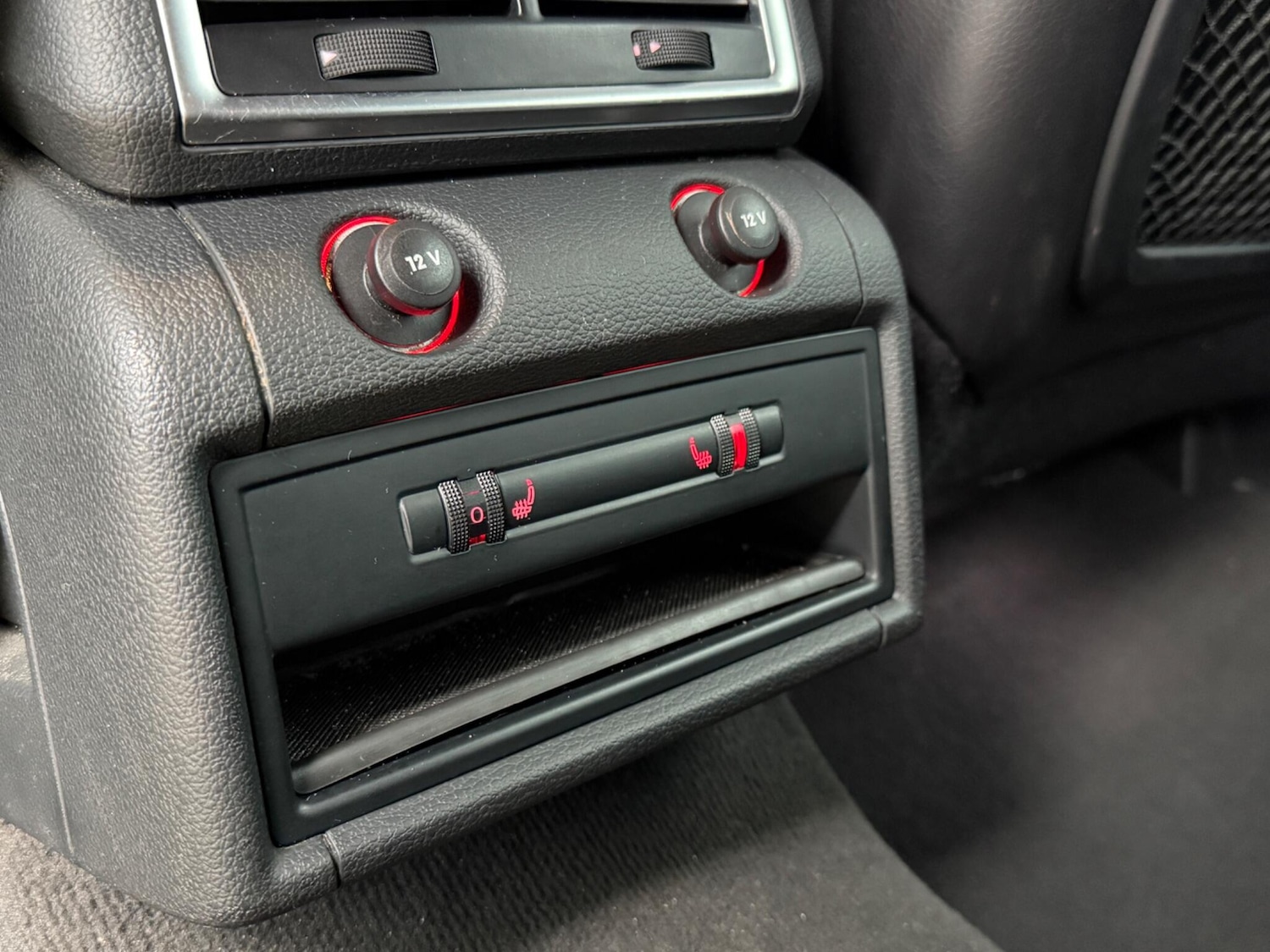 Used Audi Q7 2013 for sale - 76498601: Photo 24