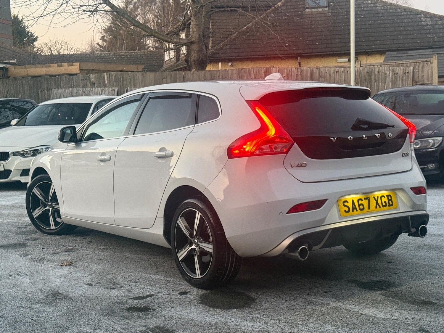 Used Volvo V40 2017 for sale - 77097457: Photo 6