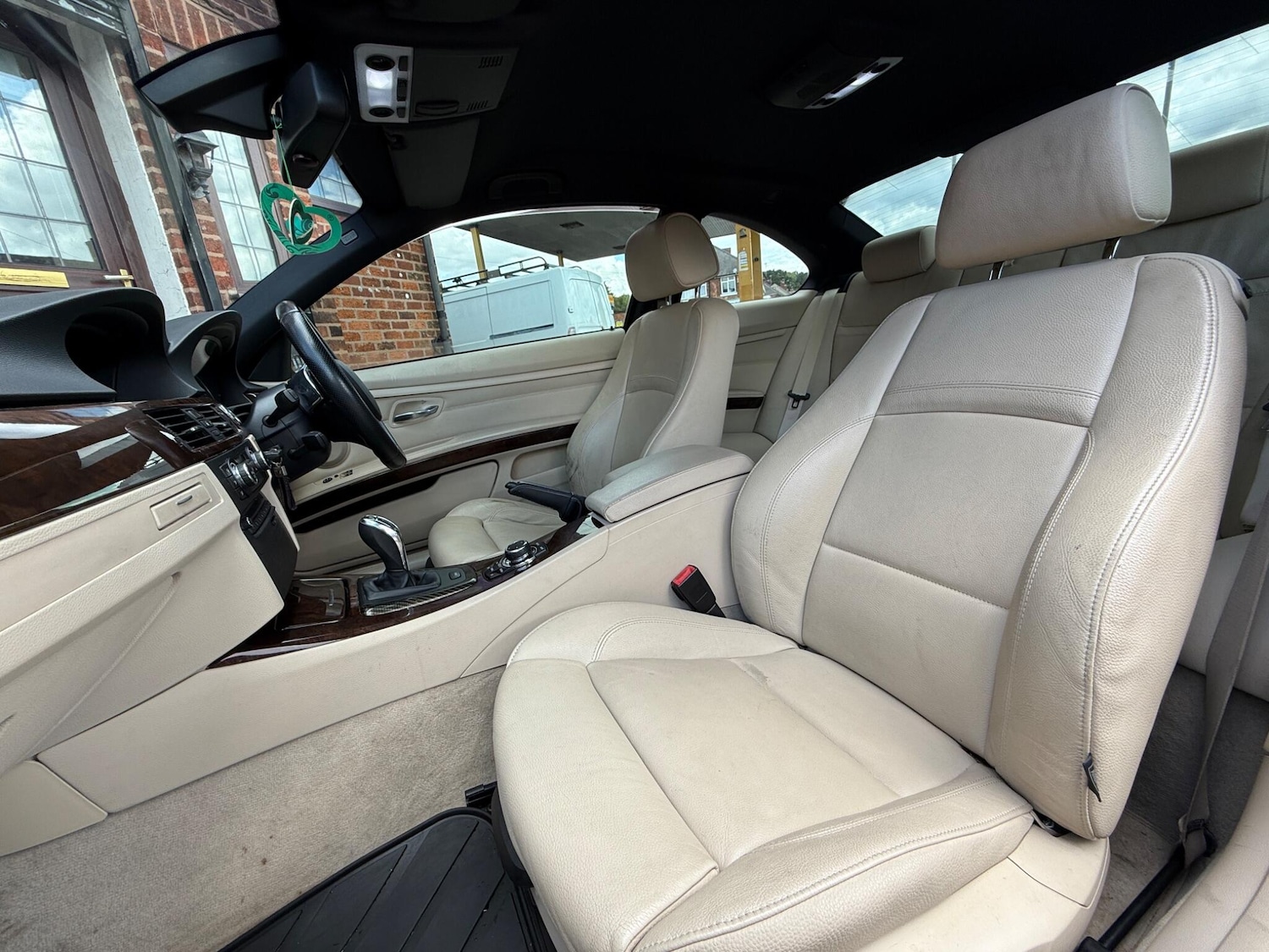 Used BMW 3 Series 2010 for sale - 76158728: Photo 16