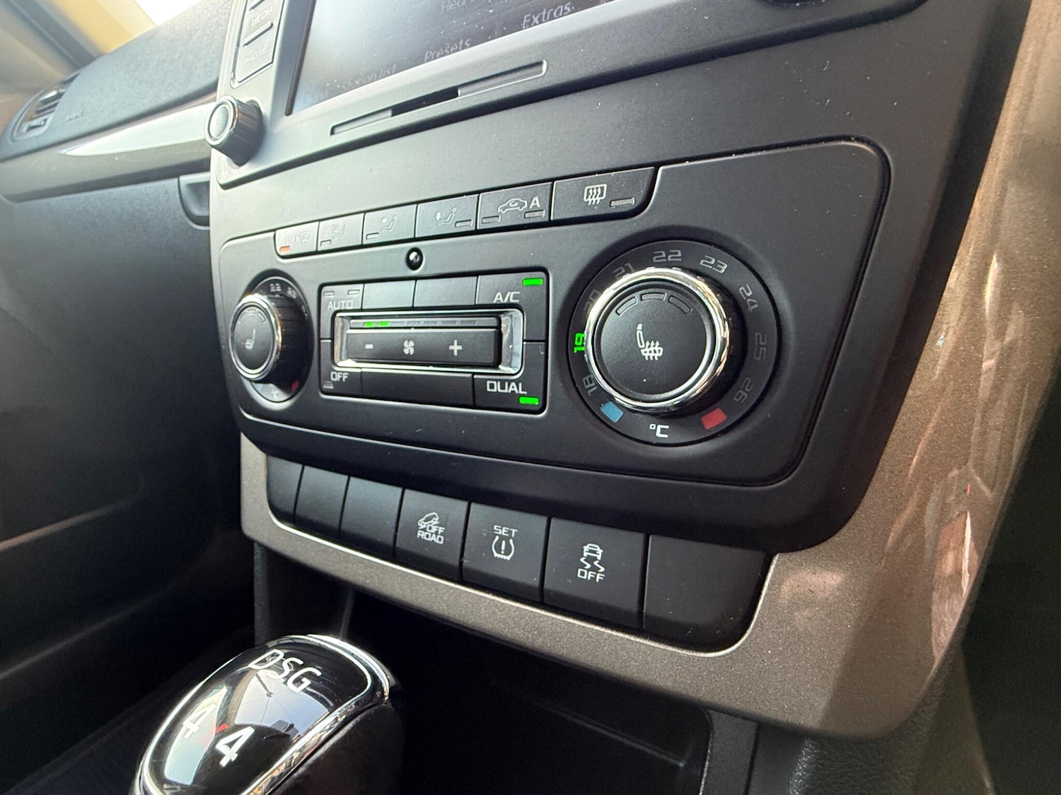 Used Skoda Yeti 2014 for sale - 77016330: Photo 14