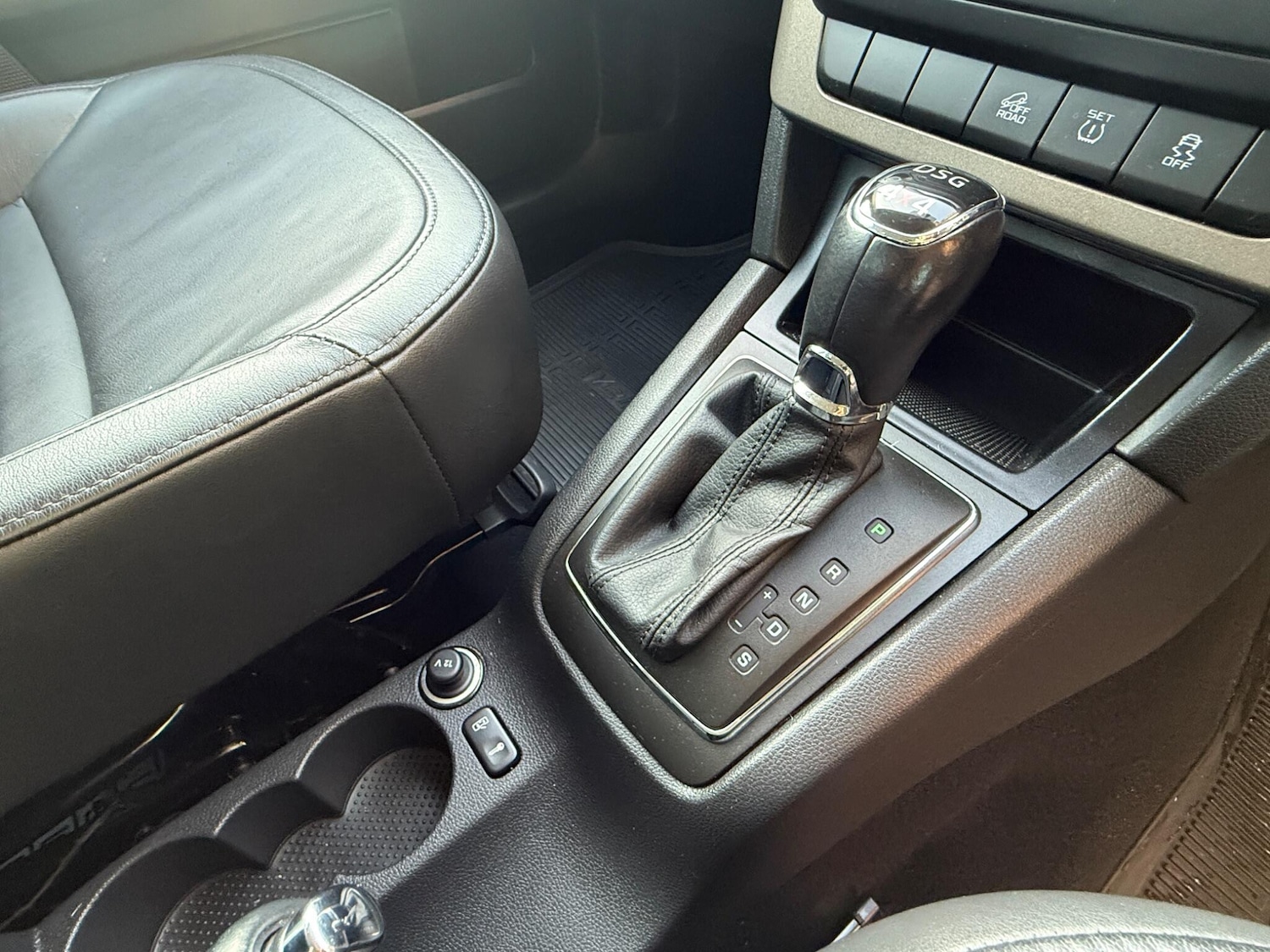 Used Skoda Yeti 2014 for sale - 77016330: Photo 15