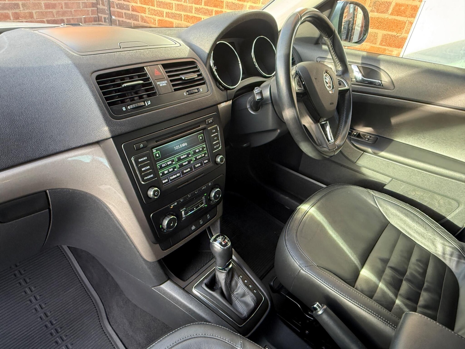 Used Skoda Yeti 2014 for sale - 77016330: Photo 19