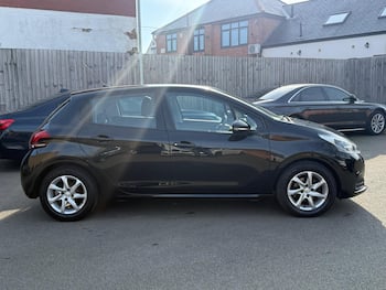 Used Peugeot 208 2016 for sale - 79741076: Photo