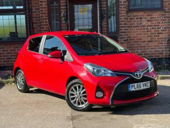 Used Toyota Yaris 2017 for sale - 74654201: Photo
