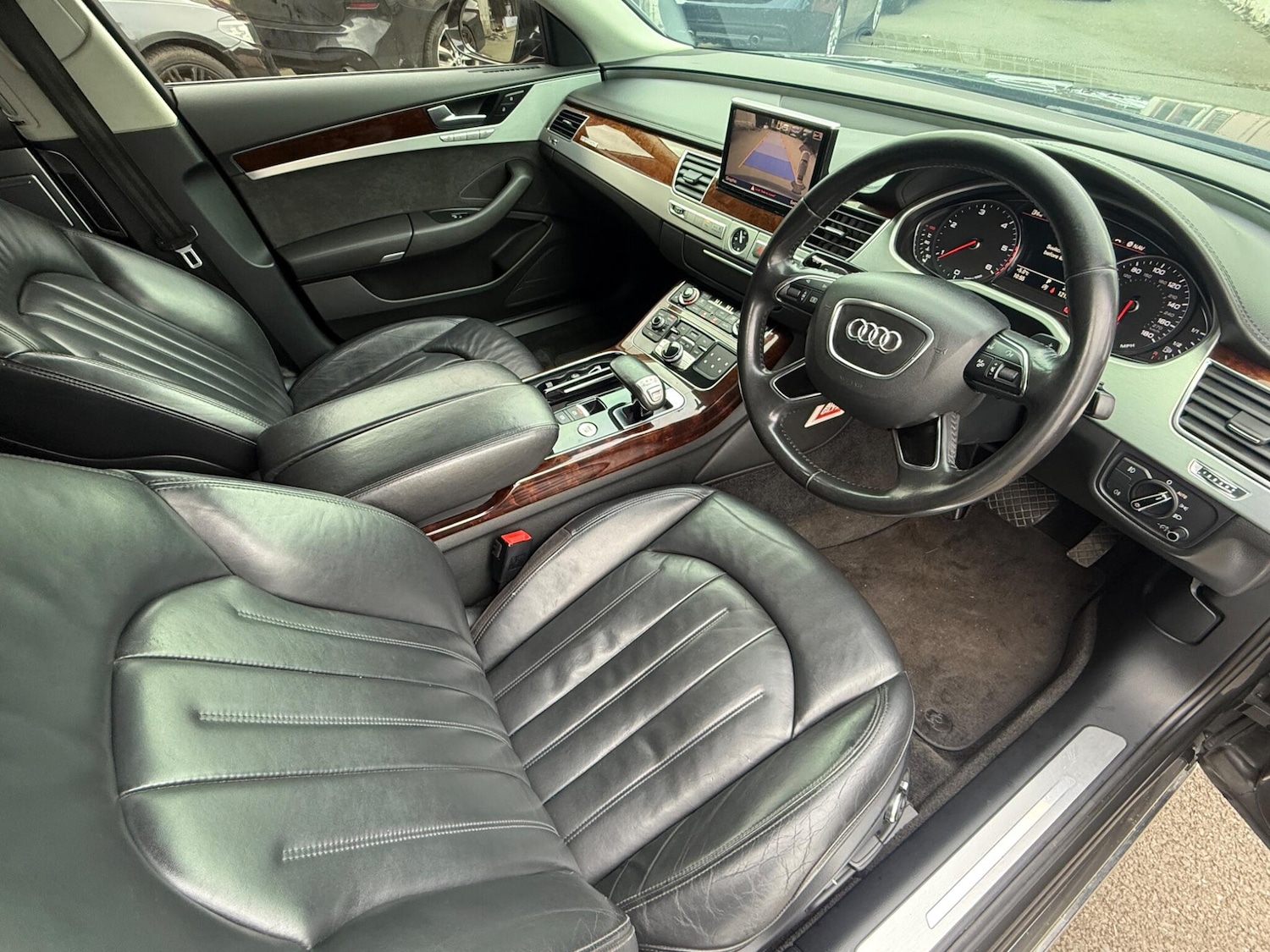 Used Audi A8 2012 for sale - 77637357: Photo 11