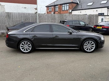 Used Audi A8 2012 for sale - 77637357: Photo