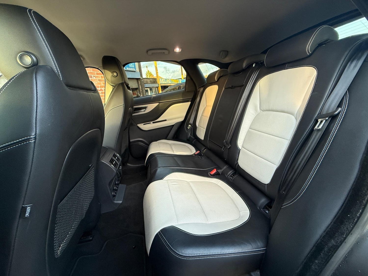 Used Jaguar F-Pace 2016 for sale - 76572422: Photo 21