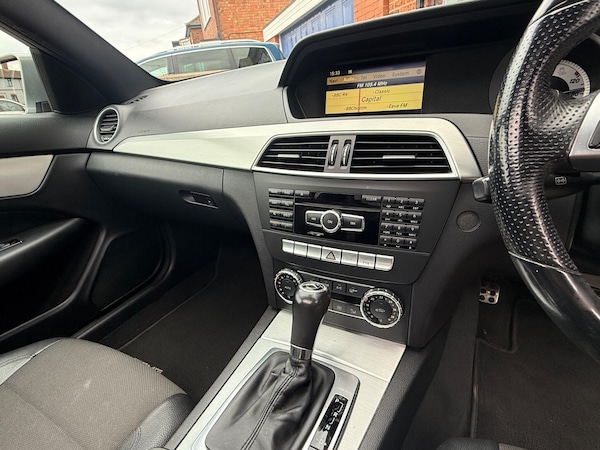 Used Mercedes-Benz C-Class 2011 for sale - 76215541: Photo 12