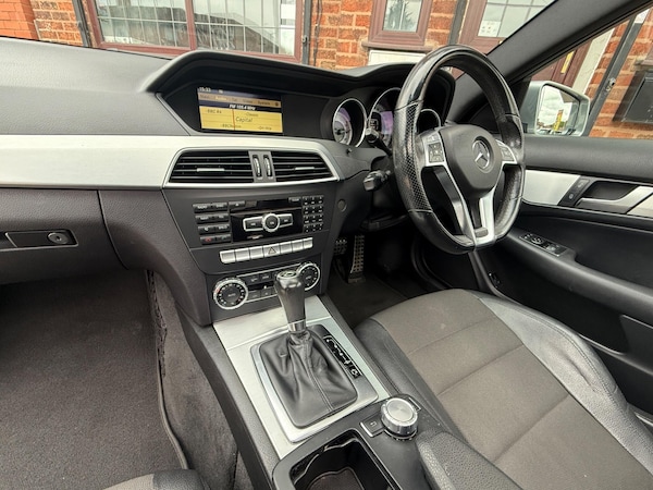 Used Mercedes-Benz C-Class 2011 for sale - 76215541: Photo 19