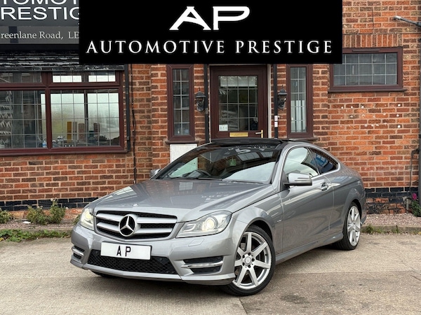Used Mercedes-Benz C-Class 2011 for sale - 76215541: Photo 1