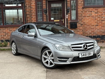 Used Mercedes-Benz C-Class 2011 for sale - 76215541: Photo
