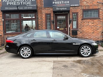 Used Jaguar XF 2017 for sale - 76085240: Photo