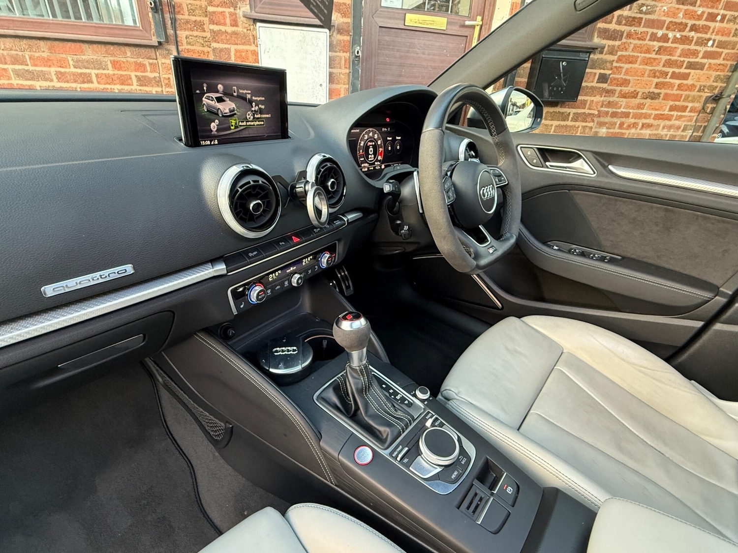 Used Audi RS3 2018 for sale - 76701053: Photo 18