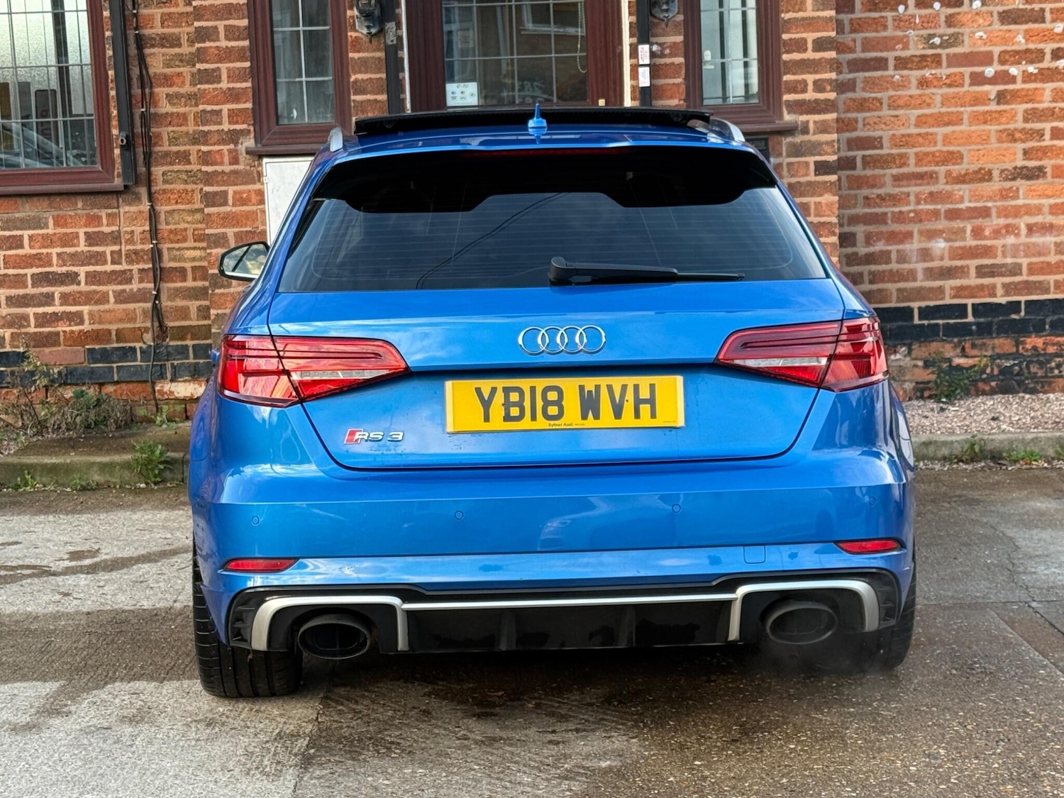 Used Audi RS3 2018 for sale - 76701053: Photo 8