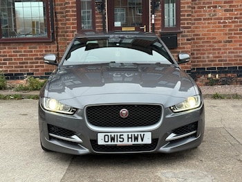 Used Jaguar XE 2015 for sale - 76109316: Photo