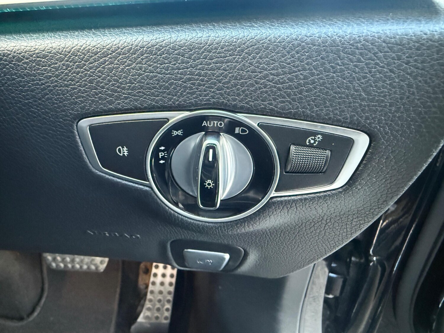 Used Mercedes-Benz E Class for sale - 77854204: Photo 16