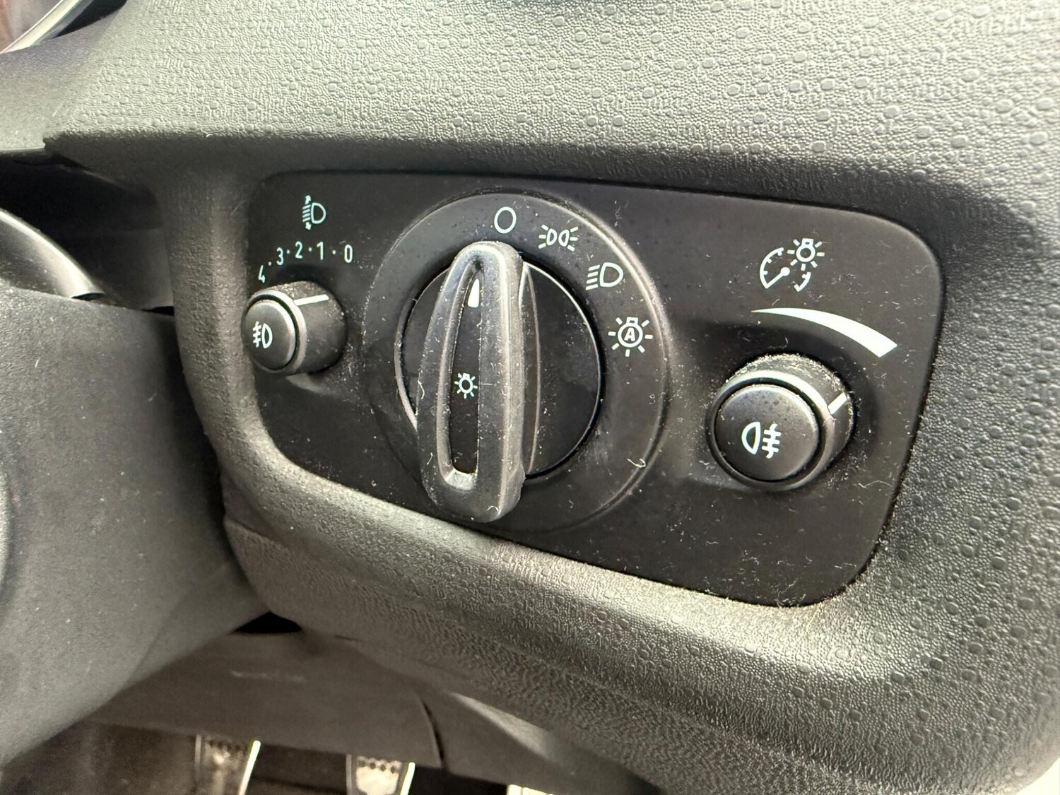 Used Ford Fiesta 2014 for sale - 77468001: Photo 20