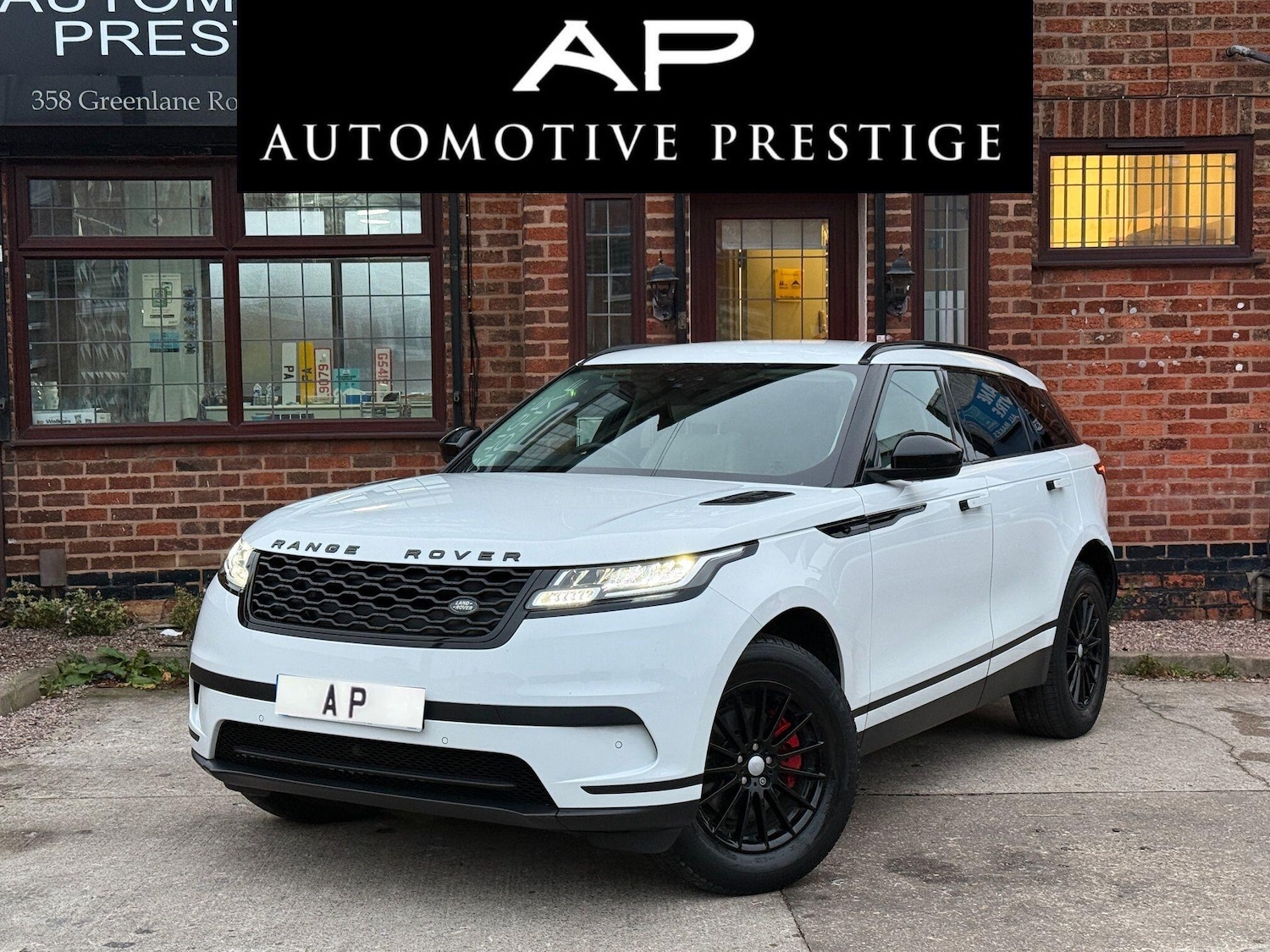 Used Land Rover Range Rover Velar 2017 for sale - 76702298: Photo 1