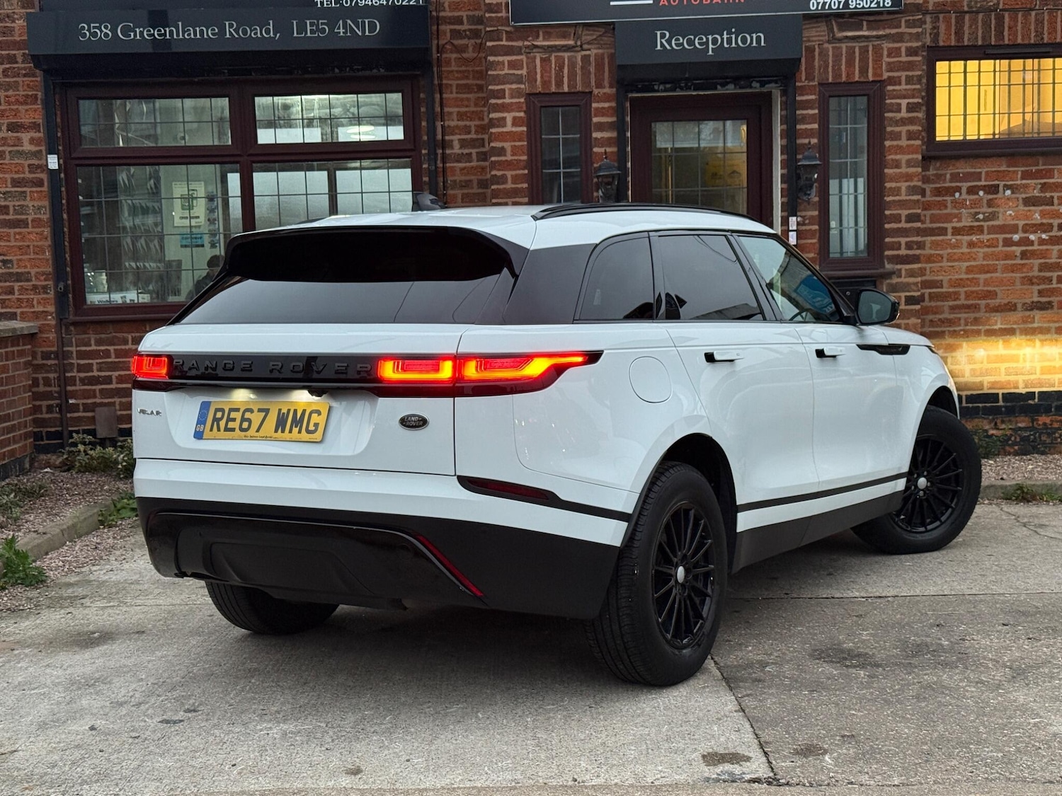 Used Land Rover Range Rover Velar 2017 for sale - 76702298: Photo 8