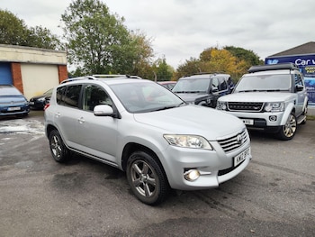 2012 (12) - 2.2 D-4D XT-R 4WD Euro 5 5dr