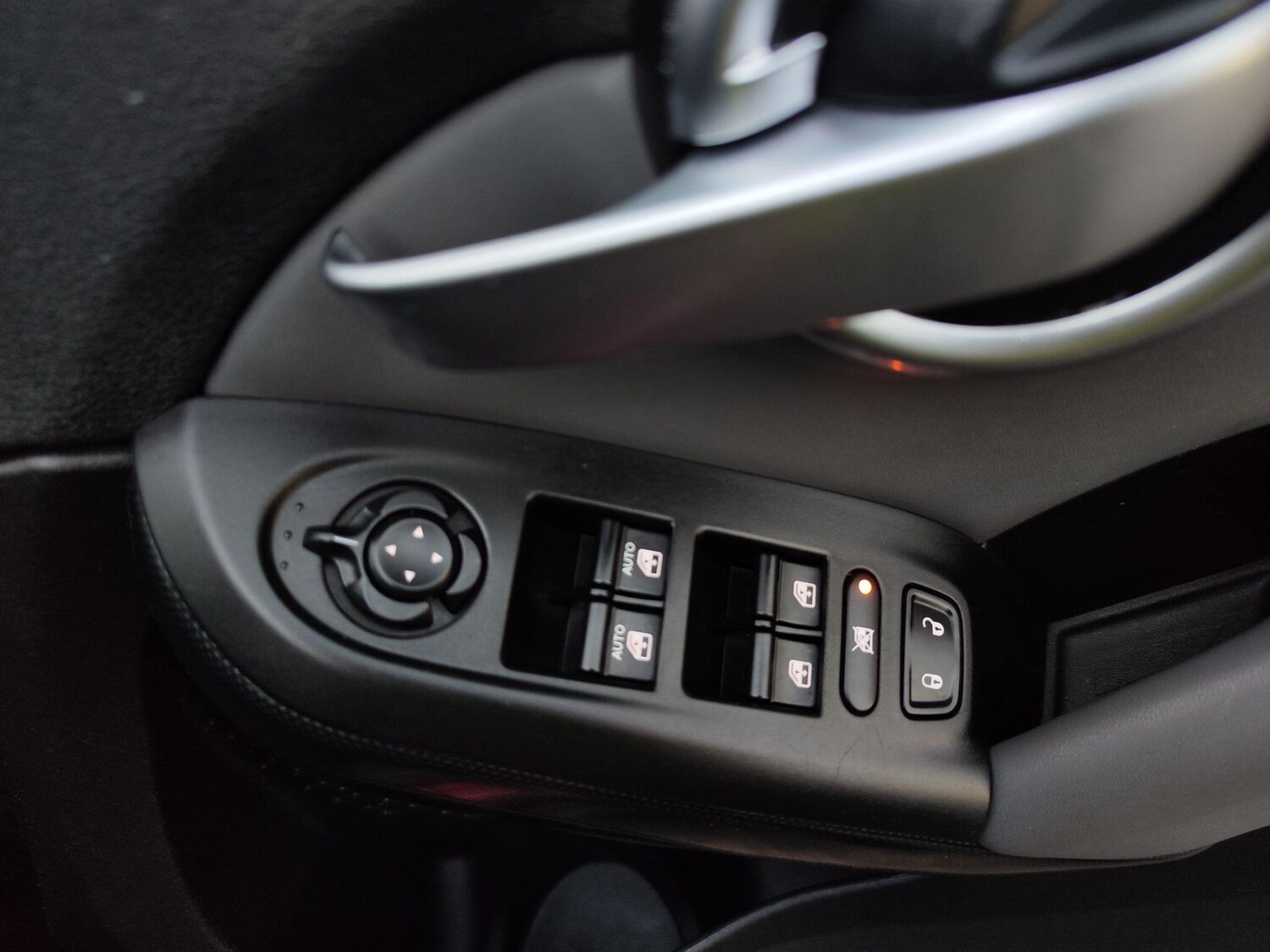 Used Fiat 500X 2016 for sale - 76484548: Photo 16