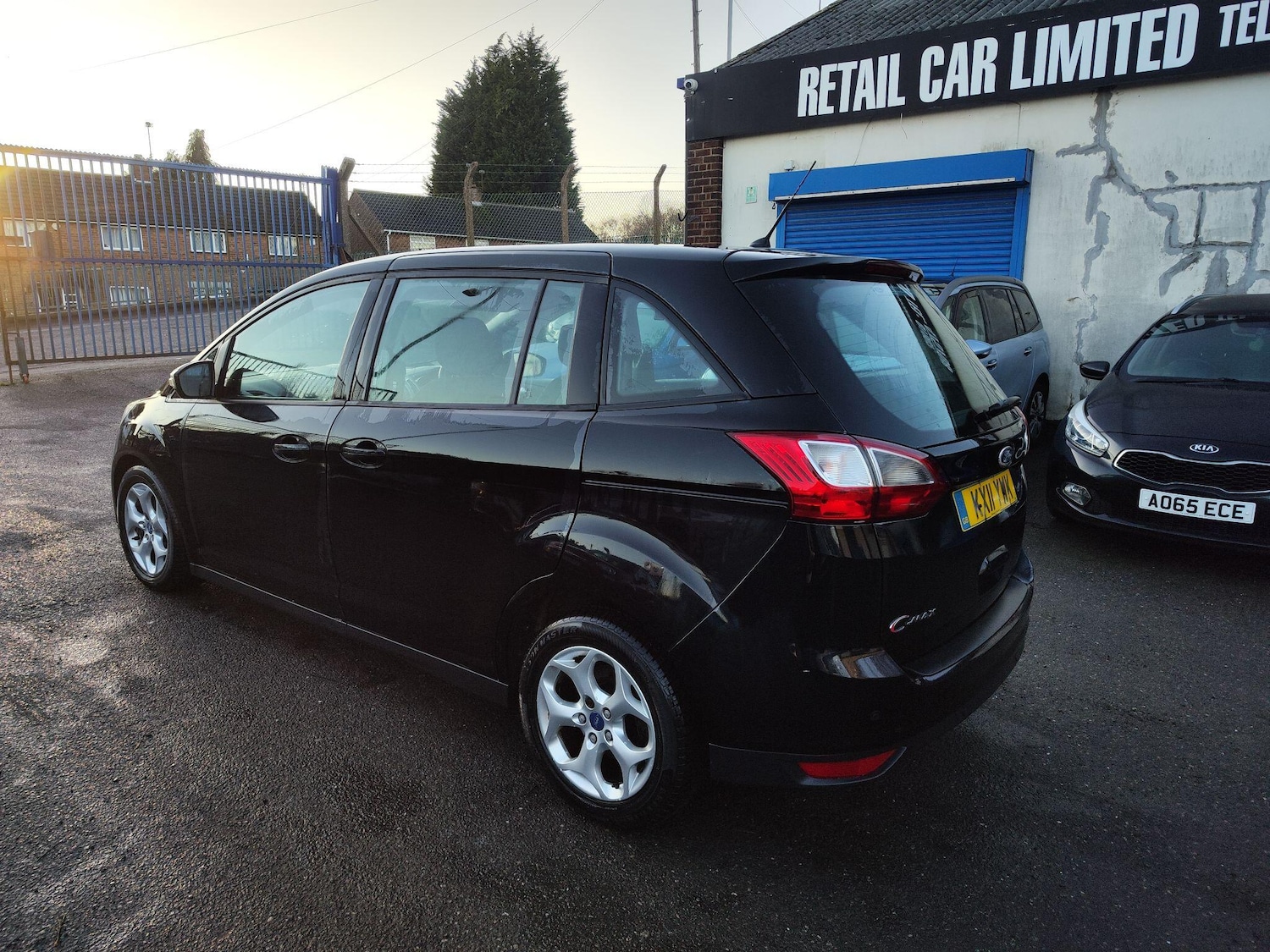 Used Ford Grand C-Max 2011 for sale - 77237788: Photo 3