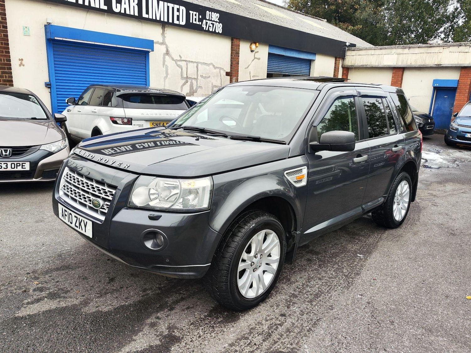 Used Land Rover Freelander 2 2010 for sale - 76314910: Photo 2