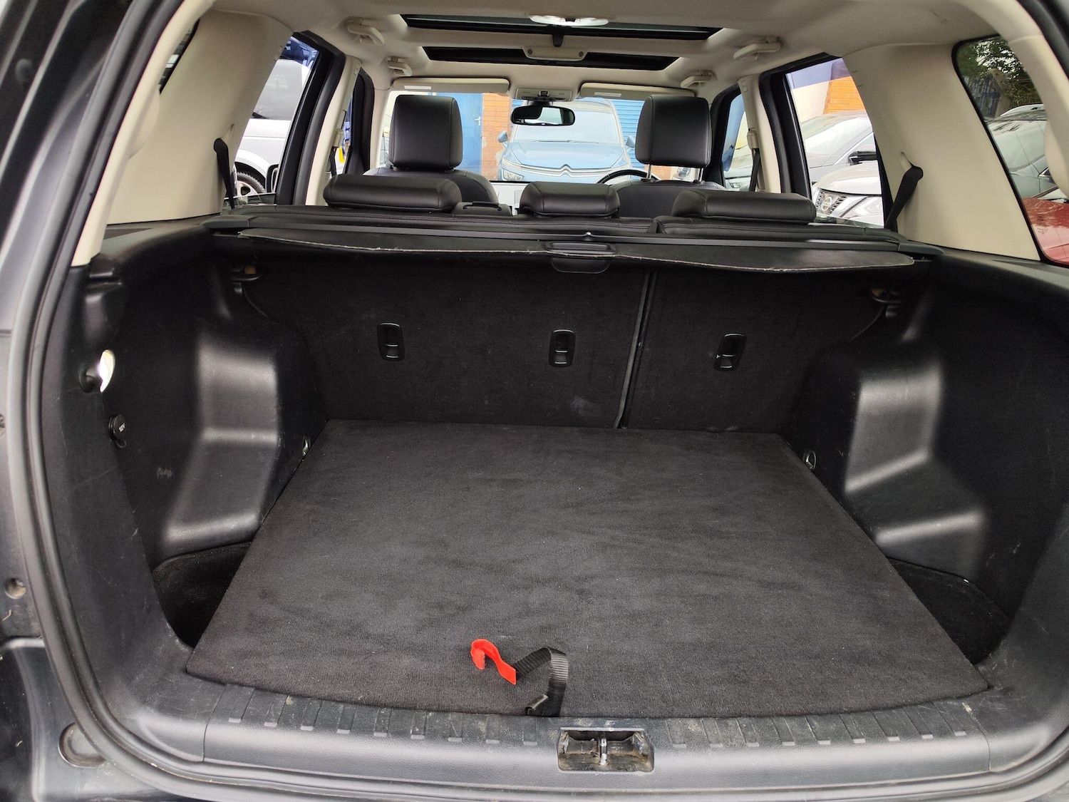 Used Land Rover Freelander 2 2010 for sale - 76314910: Photo 24