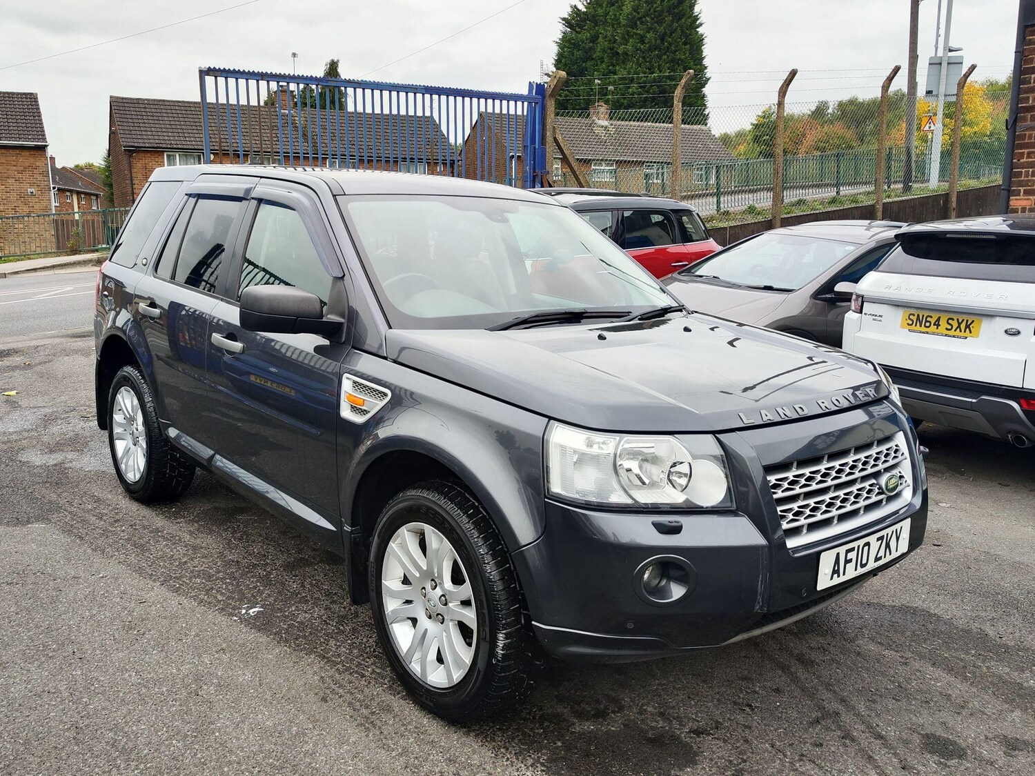 Used Land Rover Freelander 2 2010 for sale - 76314910: Photo 5