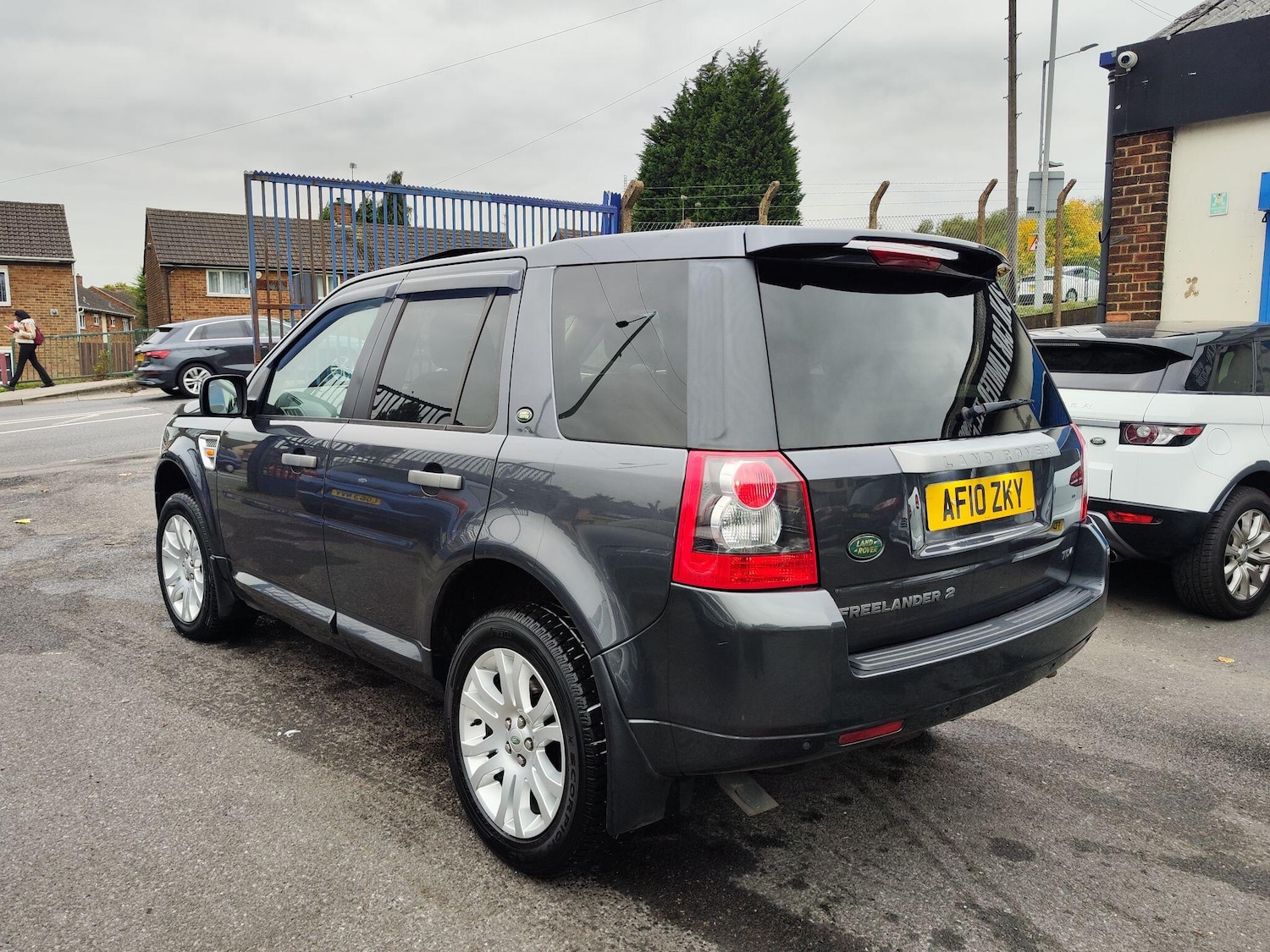 Used Land Rover Freelander 2 2010 for sale - 76314910: Photo 8