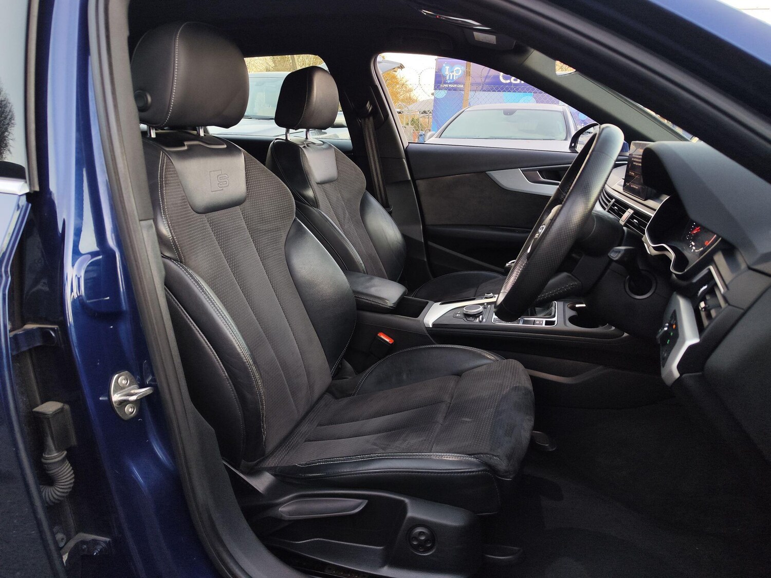 Used Audi A4 2018 for sale - 76608007: Photo 11