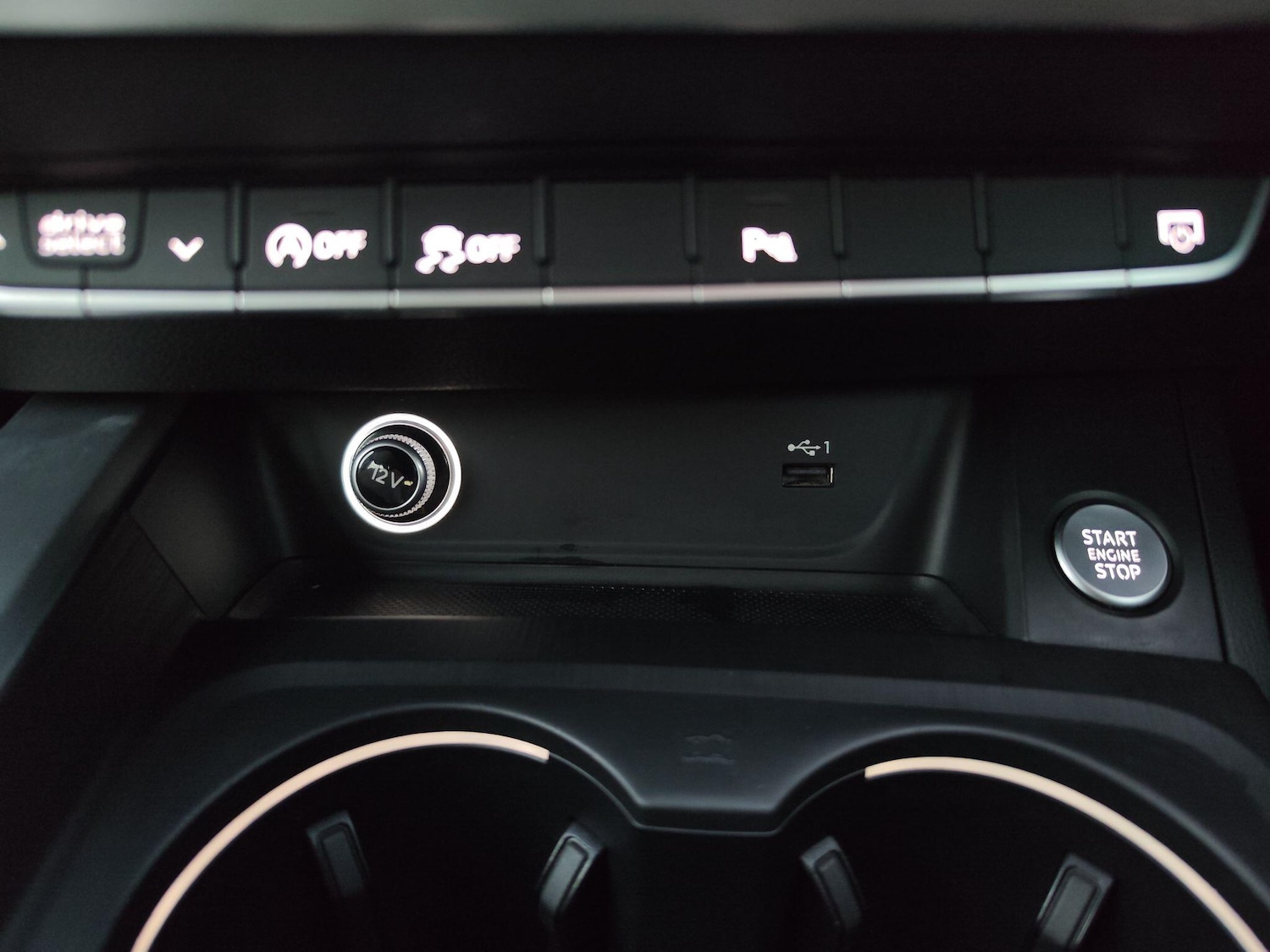 Used Audi A4 2018 for sale - 76608007: Photo 14